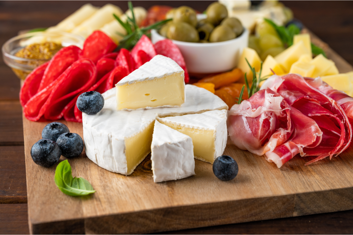 Experiencia Gourmet: Servicio de Charcutería para Empresas