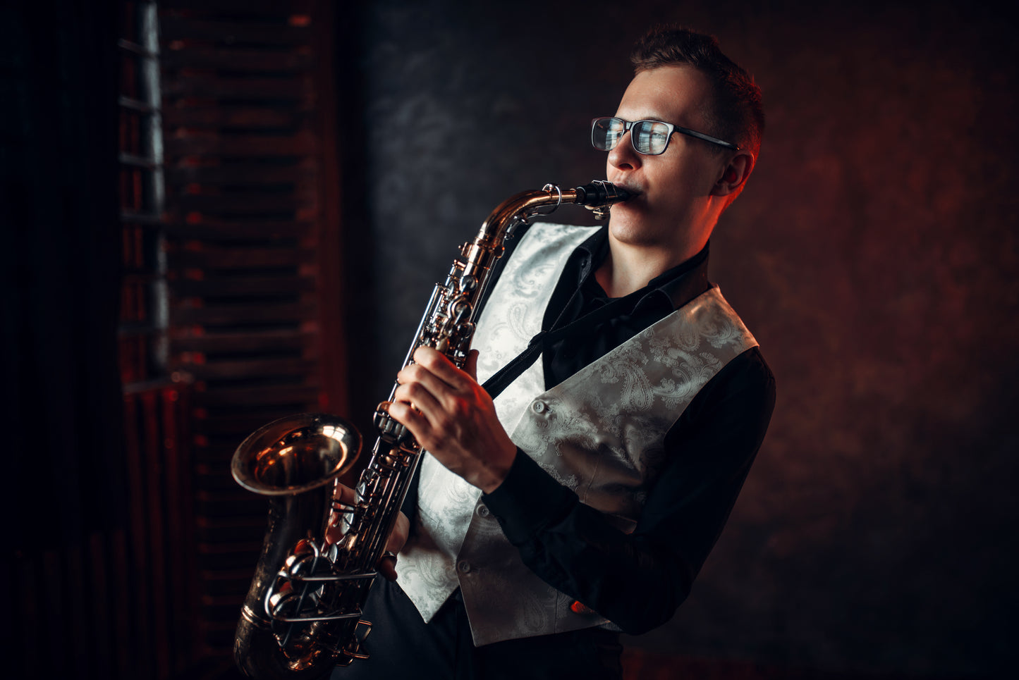 Saxofonista Profesional para Eventos